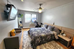 25 Park Pl, Great Neck, NY 11021 - Photo 10