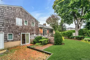 36 Burton Ave, Plainview, NY 11803 - Photo 24