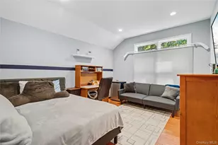 16 Pine Rd, Syosset, NY 11791 - Photo 30