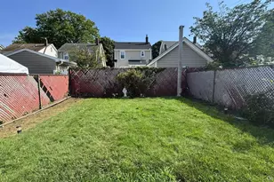 147-20 17th Ave, Whitestone, NY 11357 - Photo 4