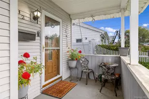 1212 12th St, West Babylon, NY 11704 - Photo 2