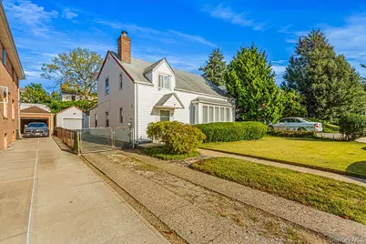 64-65 Cloverdale Boulevard, Oakland Gardens, NY 11364 - Photo 2