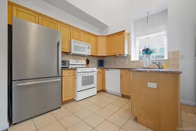 197 Fulton Street #2, Farmingdale, NY 11735 - Photo 10