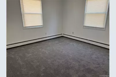 27 Gleaner Lane, Levittown, NY 11756 - Photo 8