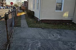 218-23 138th Ave, Springfield Gardens, NY 11413 - Photo 2