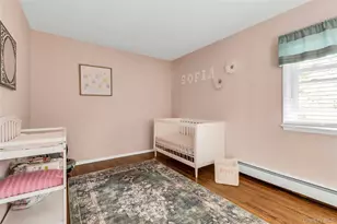 105 Edgewood Ave, Oakdale, NY 11769 - Photo 18