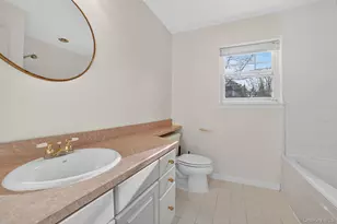 14 Pond View Ln, Ossining, NY 10562 - Photo 24