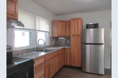 304-306 Roosa Gap Road #304, Bloomingburg, NY 12721 - Photo 4