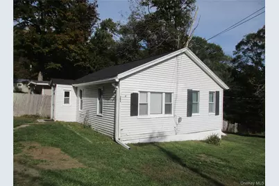 304-306 Roosa Gap Road #304, Bloomingburg, NY 12721 - Photo 2