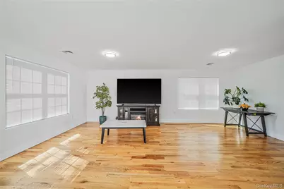 41 Eldridge Avenue, Hempstead, NY 11550 - Photo 6