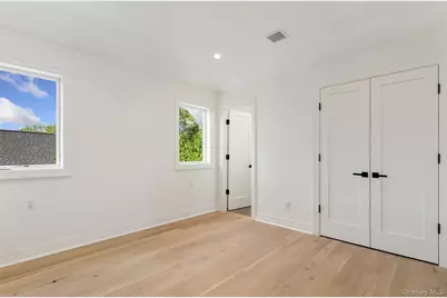 135 South Road, Westhampton, NY 11977 - Photo 28