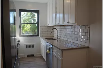 61 White Oak #4B, New Rochelle, NY 10801 - Photo 2