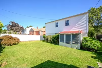 2830 210th Street, Bayside, NY 11360 - Photo 18