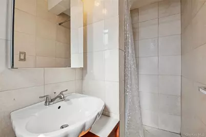 67-12 Yellowstone Boulevard #G19, Forest Hills, NY 11375 - Photo 16