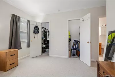 75 Eric Drive, Middle Island, NY 11953 - Photo 20