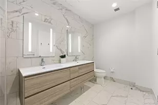 131-01 40th Rd, Flushing, NY 11354 - Photo 24