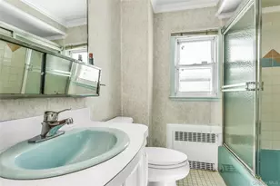 791 Caryl St, Franklin Square, NY 11010 - Photo 14