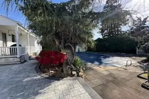 84 White Oak St, Deer Park, NY 11729 - Photo 4