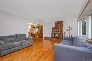 84 White Oak St, Deer Park, NY 11729 - Photo 8