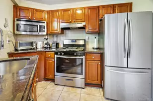 852 Home St, Bronx, NY 10459 - Photo 10