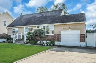 2794 Janet Ave, North Bellmore, NY 11710 - Photo 2