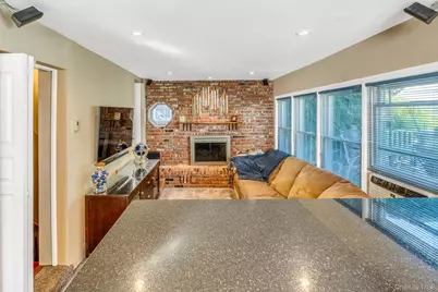 2531 Mount Avenue, Oceanside, NY 11572 - Photo 14