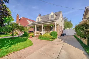 2531 Mount Ave, Oceanside, NY 11572 - Photo 2