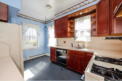 27-19 Murray Street, Flushing, NY 11354 - Photo 6