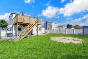 123 Cottage Blvd, Hicksville, NY 11801 - Photo 28