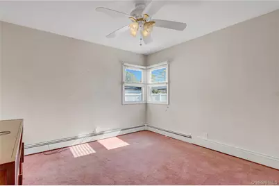 123 Cottage Boulevard, Hicksville, NY 11801 - Photo 14