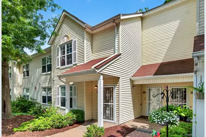 307 Gazebo Court, New Windsor, NY 12553 - Photo 2