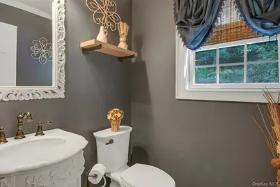 8 Woodland Drive, Wappingers Falls, NY 12590 - Photo 18