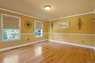 8 Woodland Dr, Wappingers Falls, NY 12590 - Photo 6