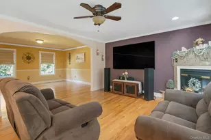 8 Woodland Dr, Wappingers Falls, NY 12590 - Photo 16