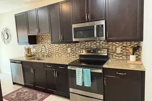 41 Greentree Ct, Shirley, NY 11967 - Photo 14