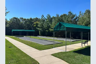 41 Greentree Court, Shirley, NY 11967 - Photo 30