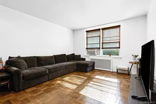 102-55 67th Dr, Forest Hills, NY 11375 - Photo 14