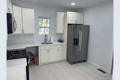 821 Homestead Avenue, Maybrook, NY 12543 - Photo 2