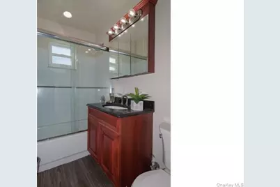 660 Veterans Highway #4-2E, Hauppauge, NY 11788 - Photo 10