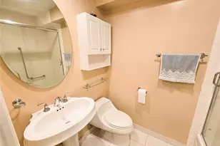 54 Acorn Ponds Dr, Roslyn, NY 11576 - Photo 12