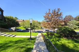 54 Acorn Ponds Dr, Roslyn, NY 11576 - Photo 34