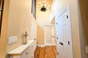 54 Acorn Ponds Dr, Roslyn, NY 11576 - Photo 4