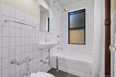 30-83 Crescent Street #2B, Astoria, NY 11102 - Photo 8