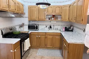 78-18 65th St, Glendale, NY 11385 - Photo 2