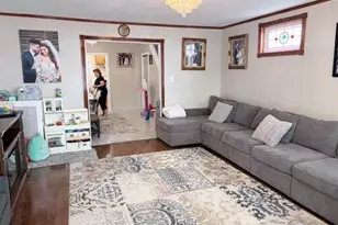 78-18 65th St, Glendale, NY 11385 - Photo 6