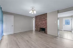 71 Chimney Ln, Levittown, NY 11756 - Photo 6