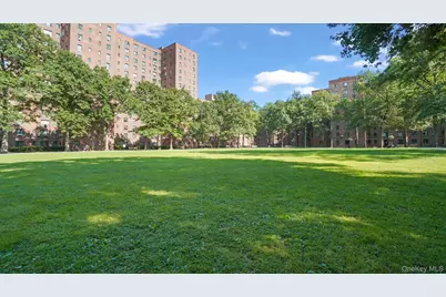 1700 Metropolitan Avenue #4F, Bronx, NY 10462 - Photo 14