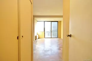 15 Stewart Pl, White Plains, NY 10603 - Photo 12