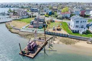 3505 Bay Front Dr, Baldwin, NY 11510 - Photo 10