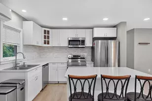 12 3rd St, Milton, NY 12547 - Photo 2